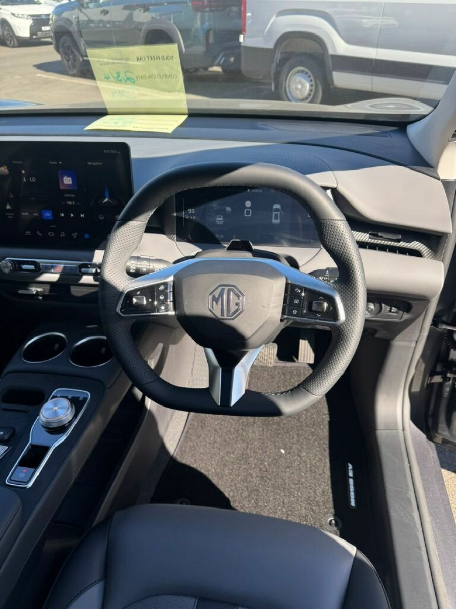 2026 MG MGS5 EV ZS3EM Essence 49 SUV Image 8