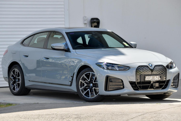 BMW i4 eDrive35 G26