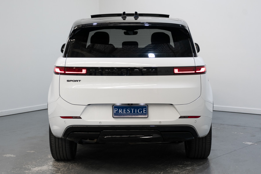 2025 Land Rover Range Rover Sport L461 D250 Dynamic SE SUV Image 10
