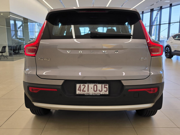 2025 MY26 Volvo XC40 XZ Plus B4 SUV image 5