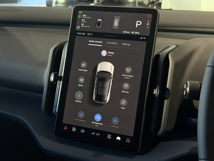 2026 Volvo EX30  Single Motor Extended Range Plus SUV Image 12
