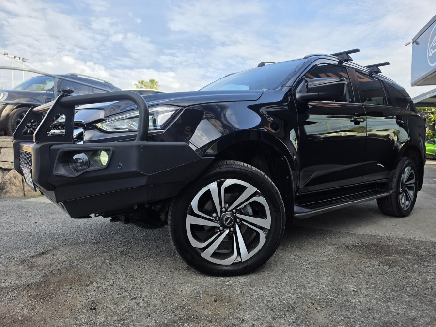 2021 Isuzu MU-X RJ LS-T SUV Image 1