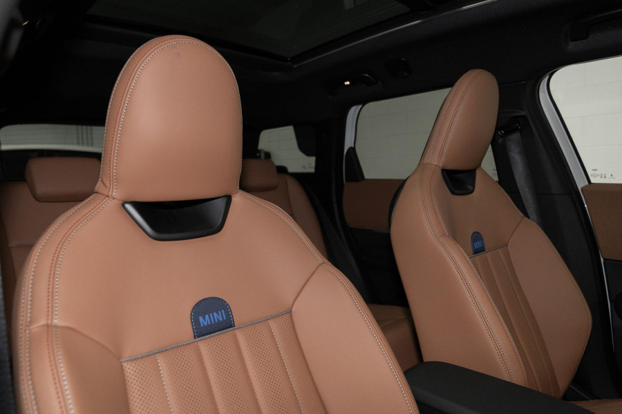 2026 MINI Countryman U25 SE Favoured SUV