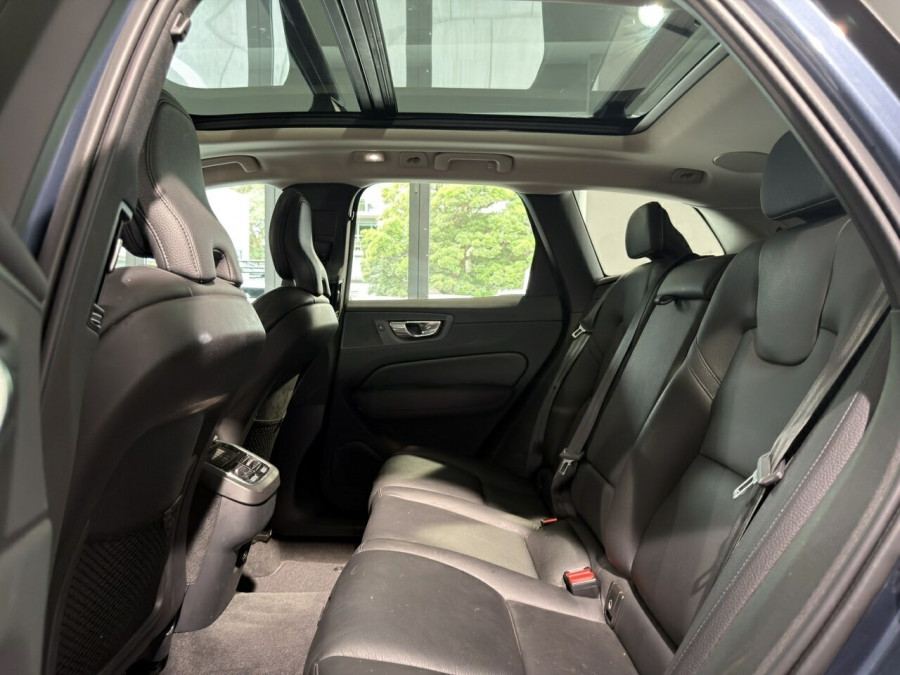 2022 Volvo XC60 UZ B5 Inscription SUV Image 10