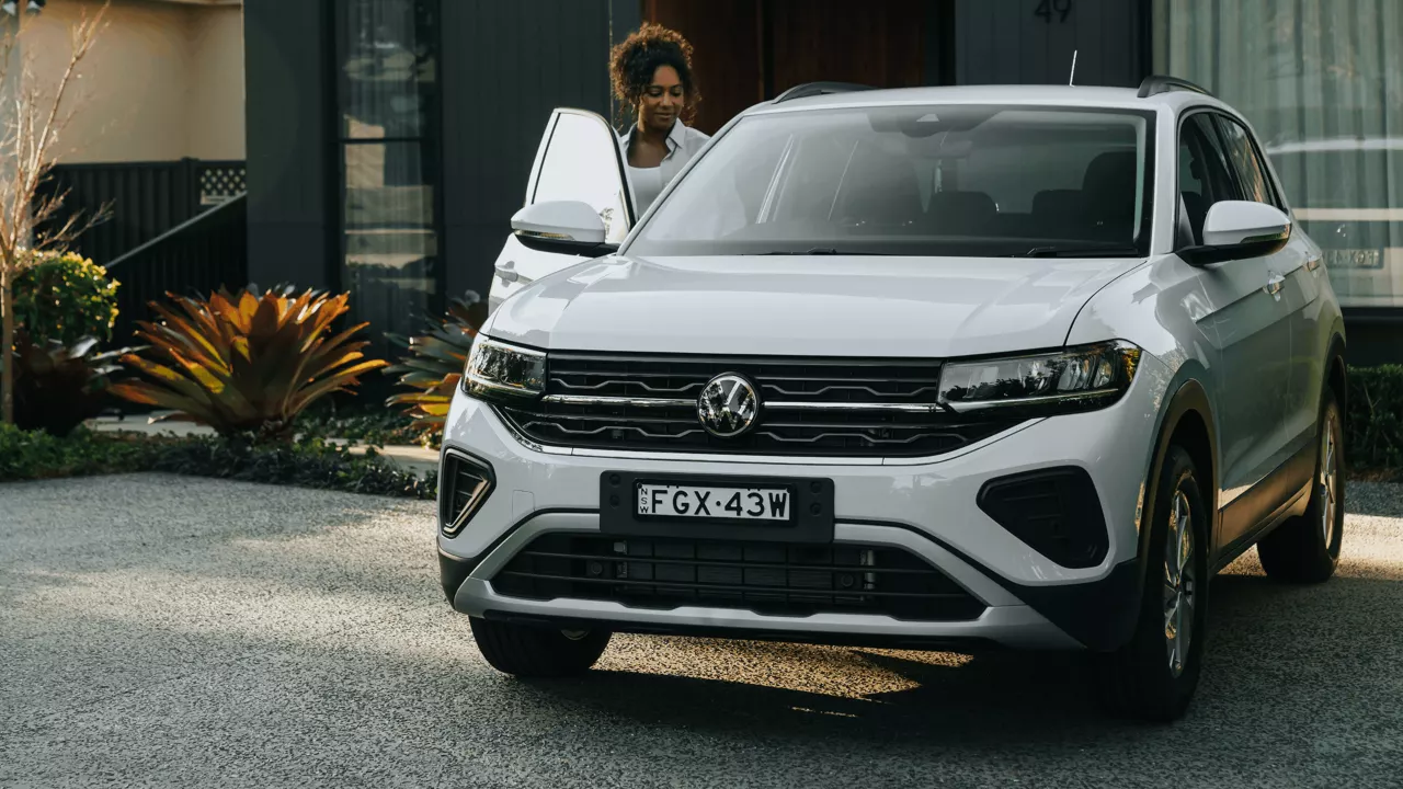 Leave a lasting impression Sporty exterior Image