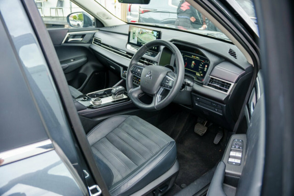 2025 Mitsubishi Outlander ZM Aspire SUV Image 17