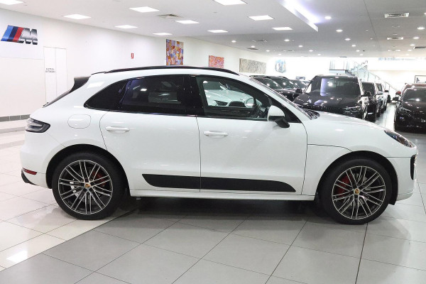 2020 Porsche Macan 95B GTS SUV