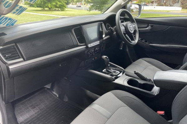 2022 Mazda BT-50 TF XT Cab Chassis Image 3