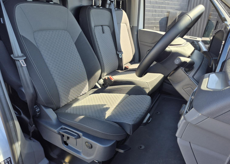 2025 Volkswagen Transporter NSN SWB Van Van Image 6
