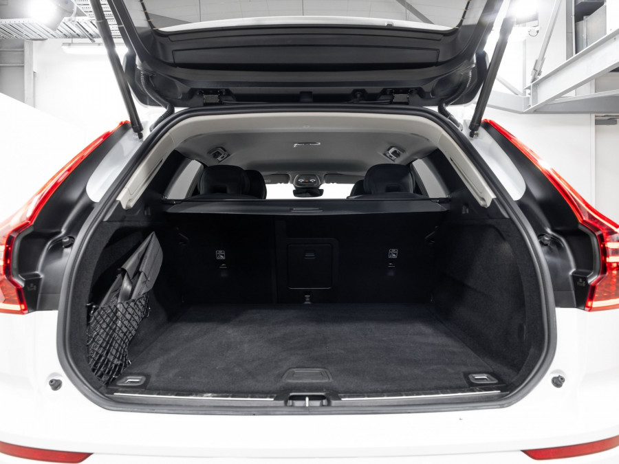 2026 Volvo XC60 UZ B5 Plus 2L Mild Hybrid AWD SUV Image 8