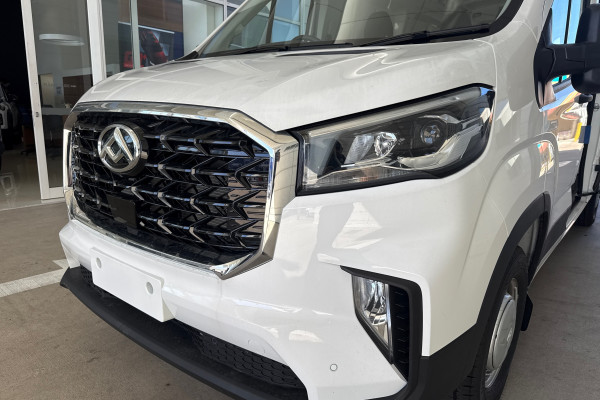 2026 MY24 LDV Deliver 9  Mid Roof LWB Van Image 3