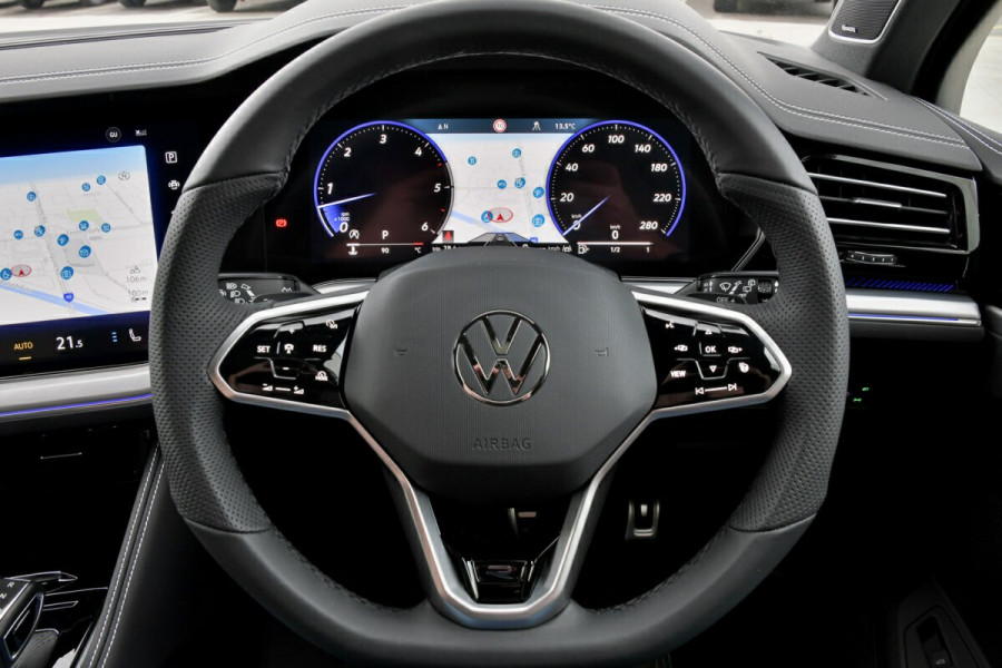 2024 Volkswagen Touareg RC 210TDI R-Line SUV Image 8