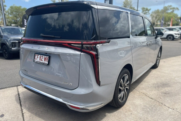 2023 LDV MIFA EPX1A Executive People Mover