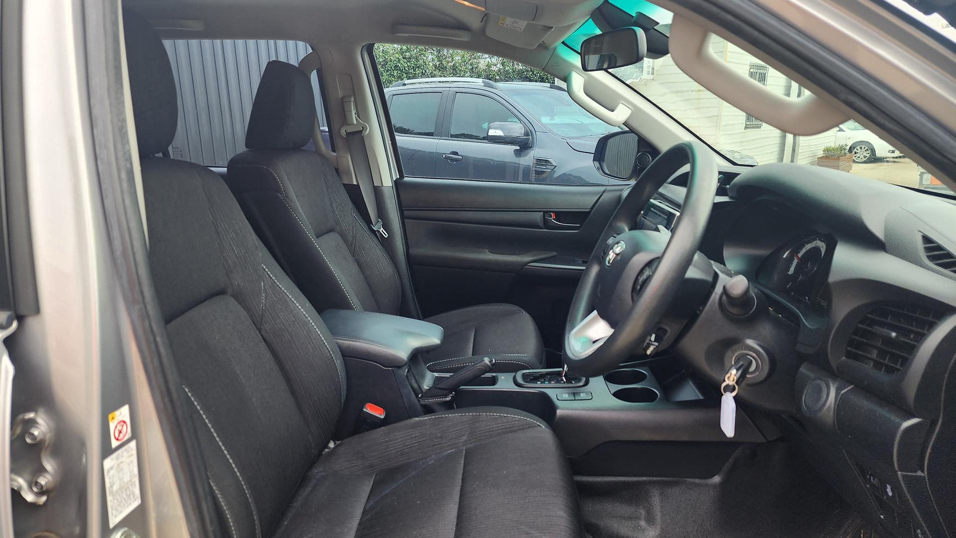 2019 Toyota HiLux  Rugged Dual Cab Ute Image 10