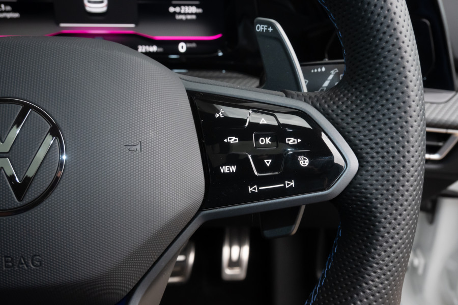 2023 Volkswagen Golf 8 R Hatch Image 14