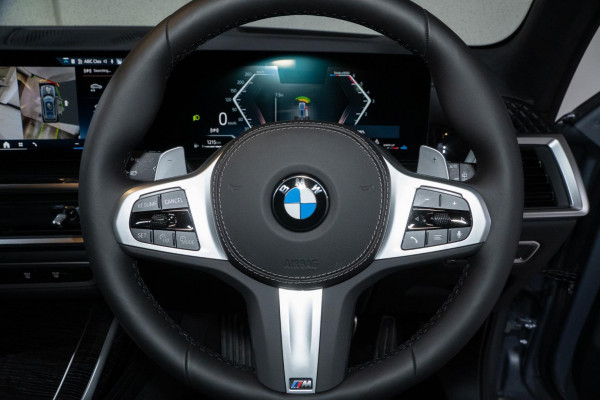2026 BMW X7 G07 LCI xDrive40d M Sport SUV image 8