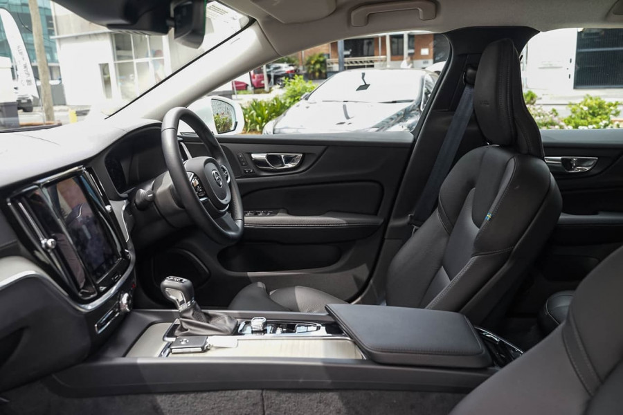 2019 MY20 Volvo V60 F-Series T5 Inscription Wagon Image 6
