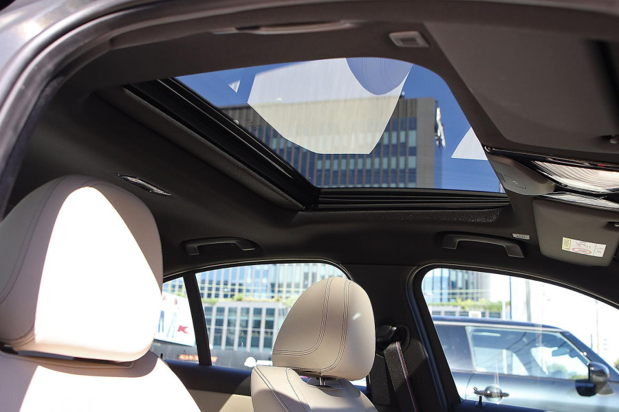 2025 BMW 3 Series G20 LCI II 330i M Sport Sedan