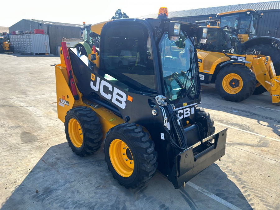 2026 JCB WHL SKID STEER LDR Wheeled Skidsteer Loader Image 3