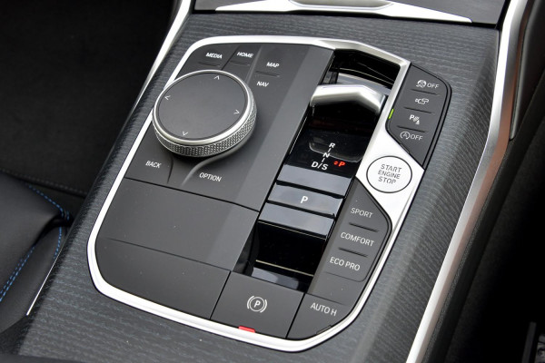2026 BMW 3 Series G20 LCI II 330i M Sport Sedan image 19