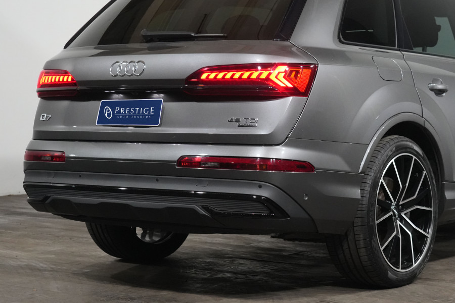 2022 Audi Q7 4M 45 TDI SUV Image 8