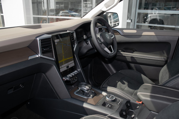 2025 Volkswagen Amarok NF TDI600 Style Ute image 8