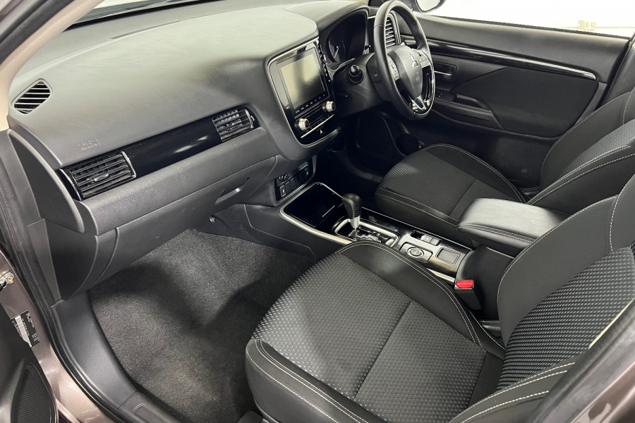 2019 Mitsubishi Outlander ZL ES Wagon Image 13