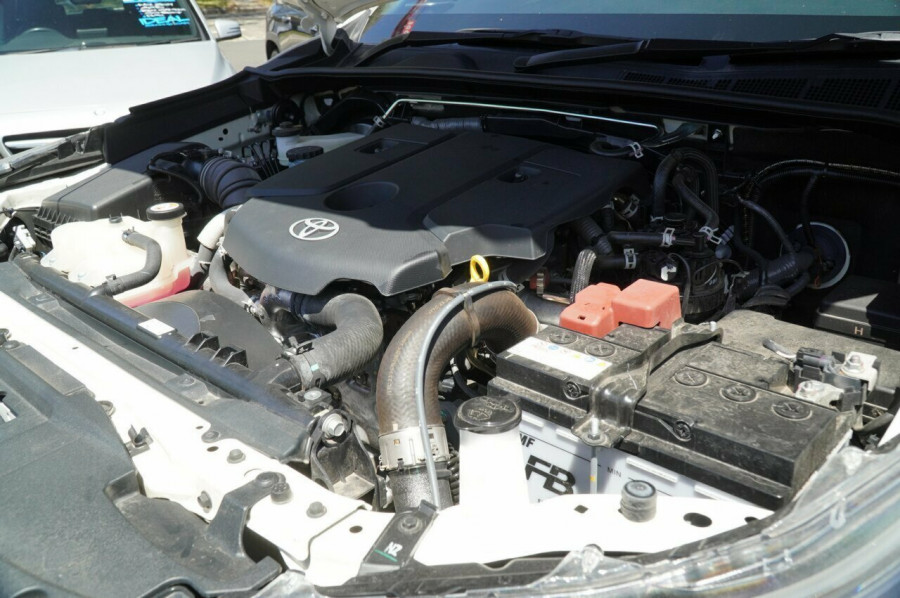 2024 Toyota HiLux GUN126R Rogue 48V Ute Image 24