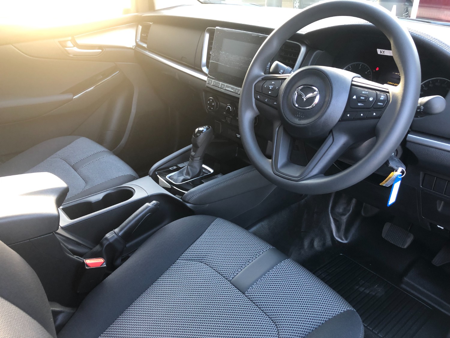 2024 Mazda BT-50 TF XS Cab Chassis Image 9