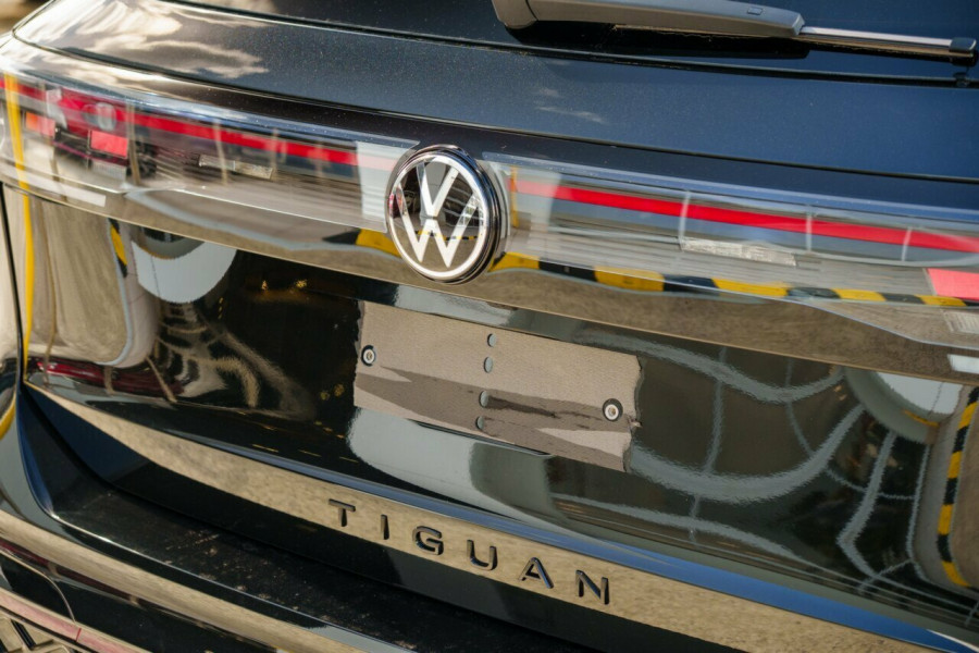 2026 Volkswagen Tiguan CT 195TSI R-Line SUV Image 7