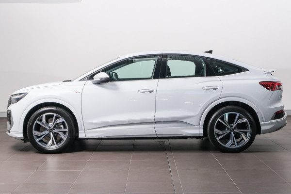 2024 MY25 Audi Q4 e-tron F4 45 SUV image 3