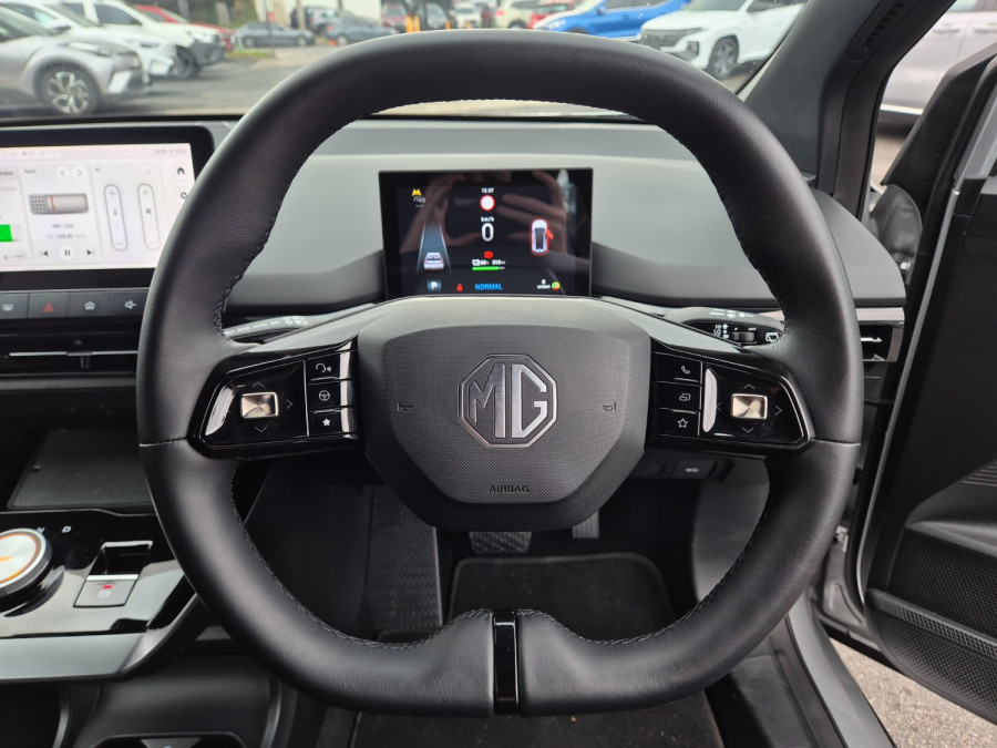 2024 MG MG4 MEH32 Excite 51 Hatch Image 12
