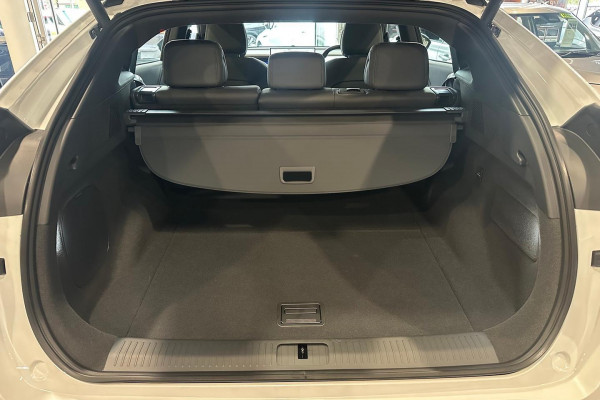 2026 XPeng G6  Long Range SUV Image 24