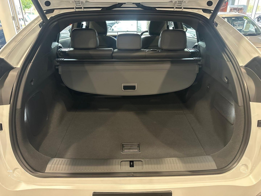2026 XPeng G6  Long Range SUV Image 24