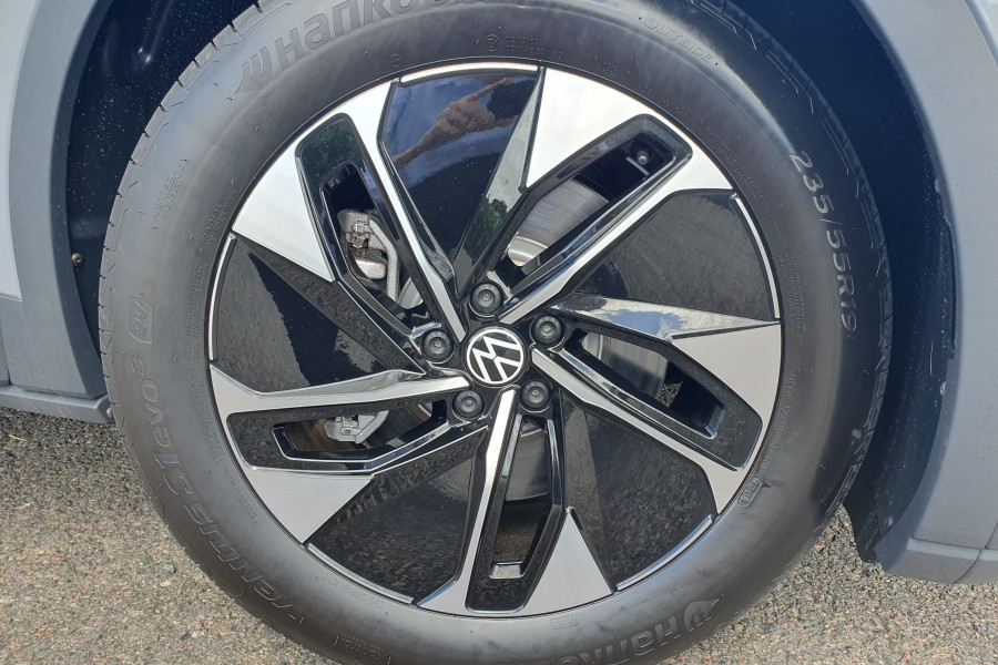 2025 Volkswagen ID. 4 E2 Pro SUV Image 26