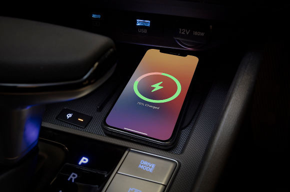 Wireless smartphone charging.<sup>[P6]</sup>