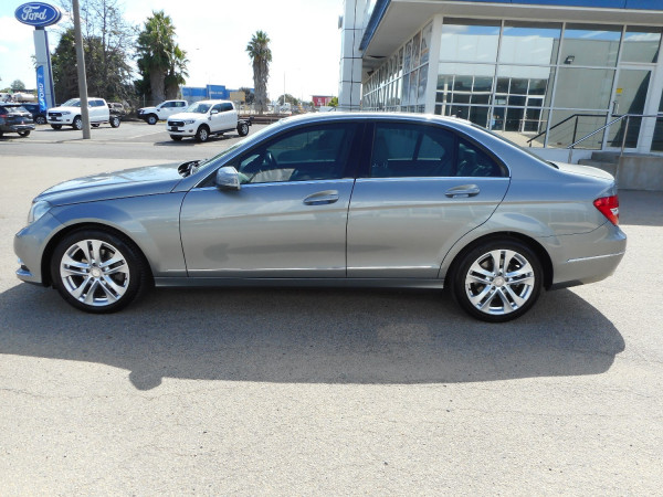 2014 Mercedes-Benz C-class W204  C250 CDI Avantgarde Sedan Image 5