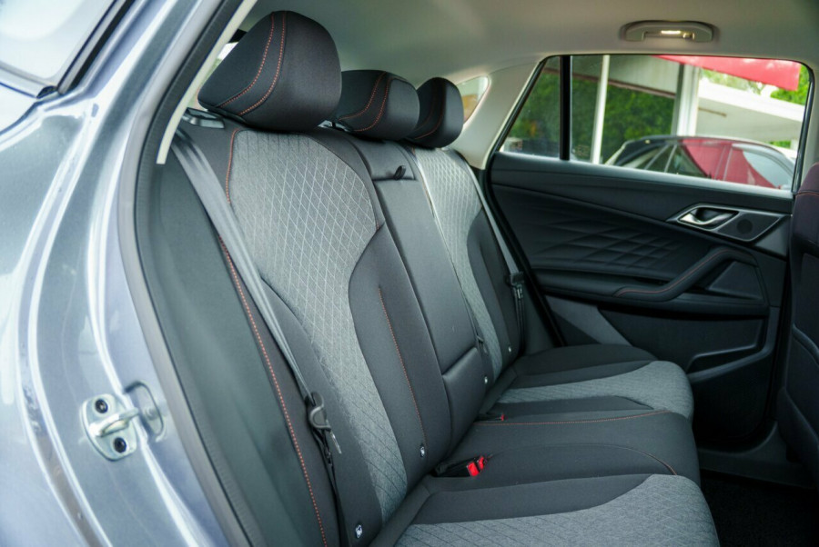 2024 MY24.5 MG HS AS33 Vibe SUV Image 9
