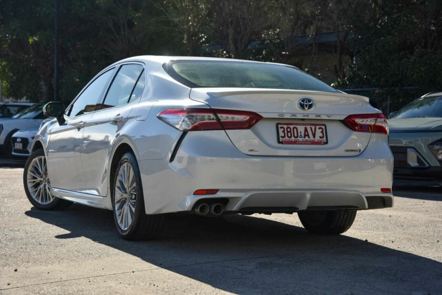2020 Toyota Camry AXVH71R SL Sedan Image 2
