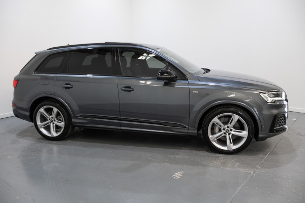 2021 Audi Q7 4M 55 TFSI S line SUV Image 7