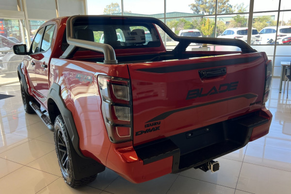 2024 Isuzu D-MAX RG BLADE Ute Image 5