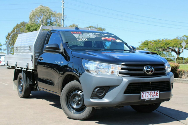 2022 Toyota HiLux TGN121R WorkMate Cab Chassis Image 1