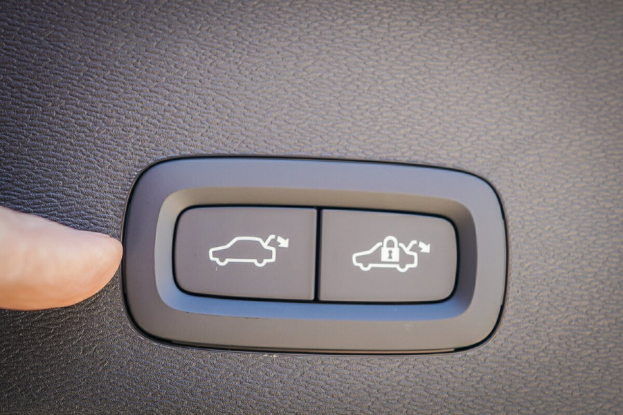 2024 Volvo C40 XK Recharge Pure Electric SUV Image 11