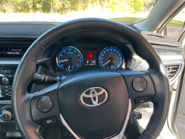 2015 Toyota Corolla ZRE172R SX Sedan