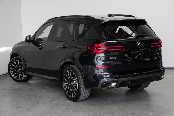 2025 BMW X5 G05 LCI Shadow Edition SUV image 2