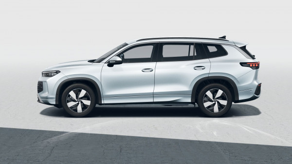 2026 Volkswagen Tayron R4 110TSI Life SUV image 2