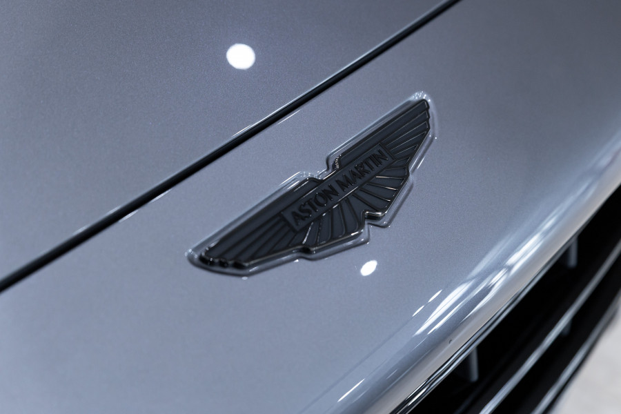 2025 Aston Martin DBX Wagon Image 9