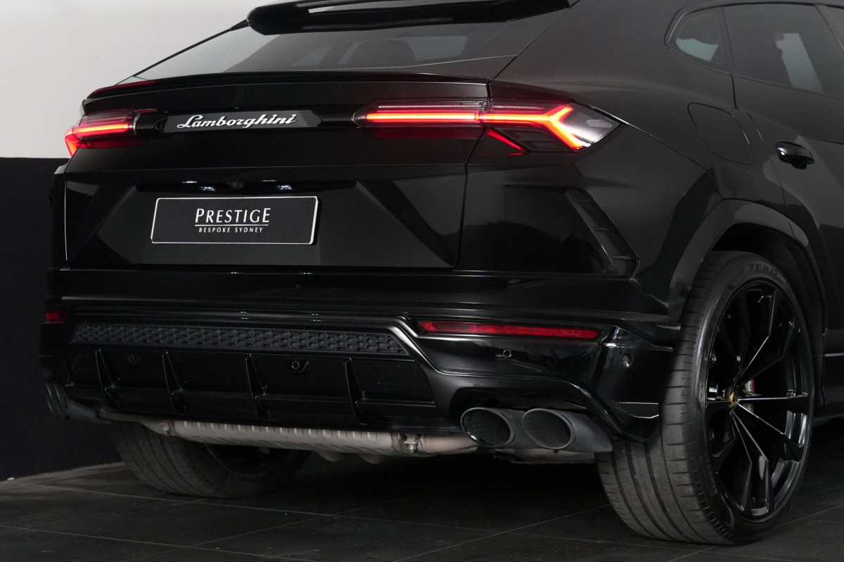 2022 Lamborghini Urus SUV