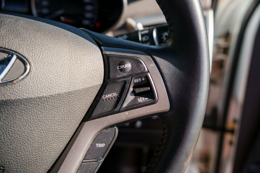 2017 Hyundai Veloster FS5 Series II  Hatch Image 12