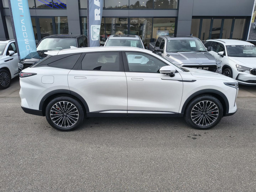 2025 Omoda Omoda 9  Virtue SUV Image 10